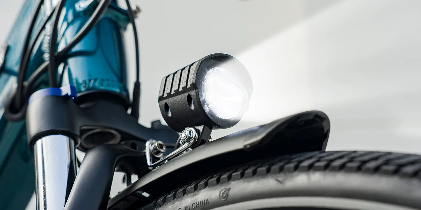 Fiido C11 Smart City E bike (Available under the cycle to work scheme.) - Headlight Swivels with Direction<br> Swiveling headlight delivers full visibility.