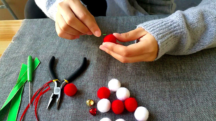 How to make needle felted Christmas ornament sugar cane