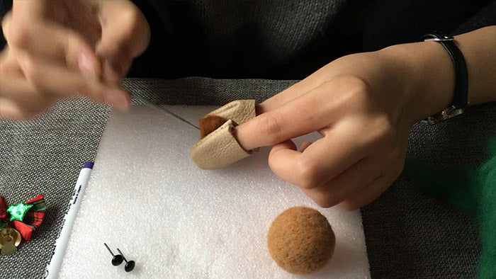 How to make needle felted cute Christmas reindeer