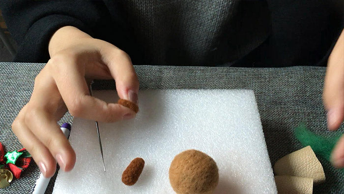 How to make needle felted cute Christmas reindeer