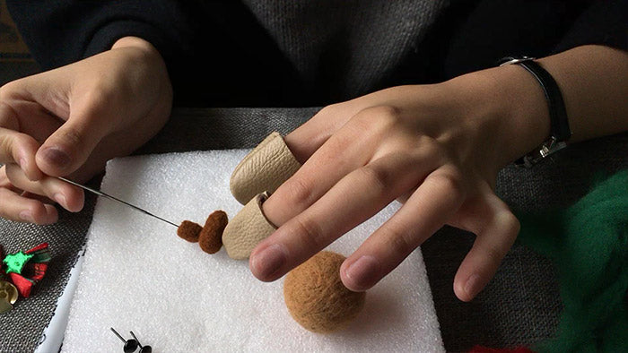 How to make needle felted cute Christmas reindeer