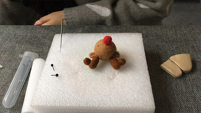 How to make needle felted cute Christmas reindeer