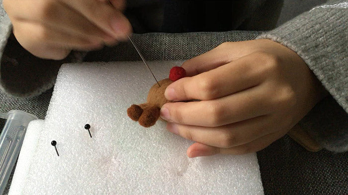 How to make needle felted cute Christmas reindeer