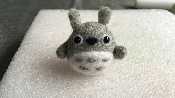 needle felt tutorials for beginners --How to make needle felted cute animal Totoro