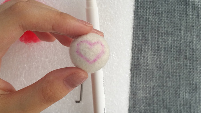 How to make needle felted wool ball with spots and hearts?——56