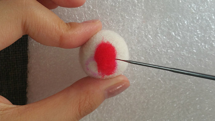 How to make needle felted wool ball with spots and hearts?——7