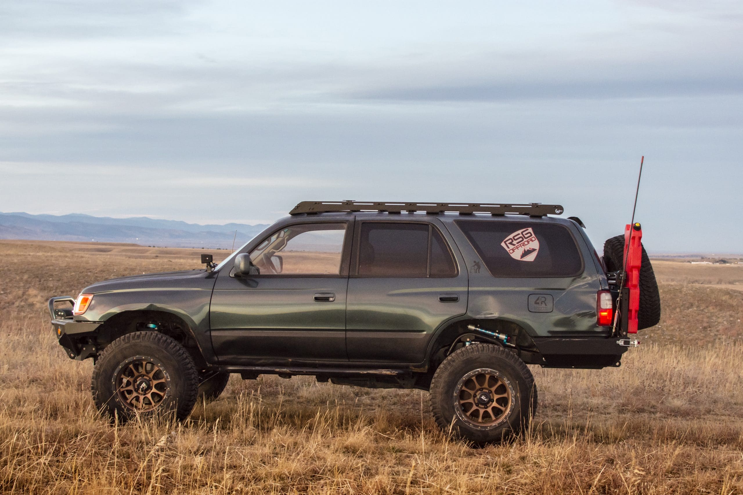 Prinsu Roof Rack on a green 3rd Gen 4Runner