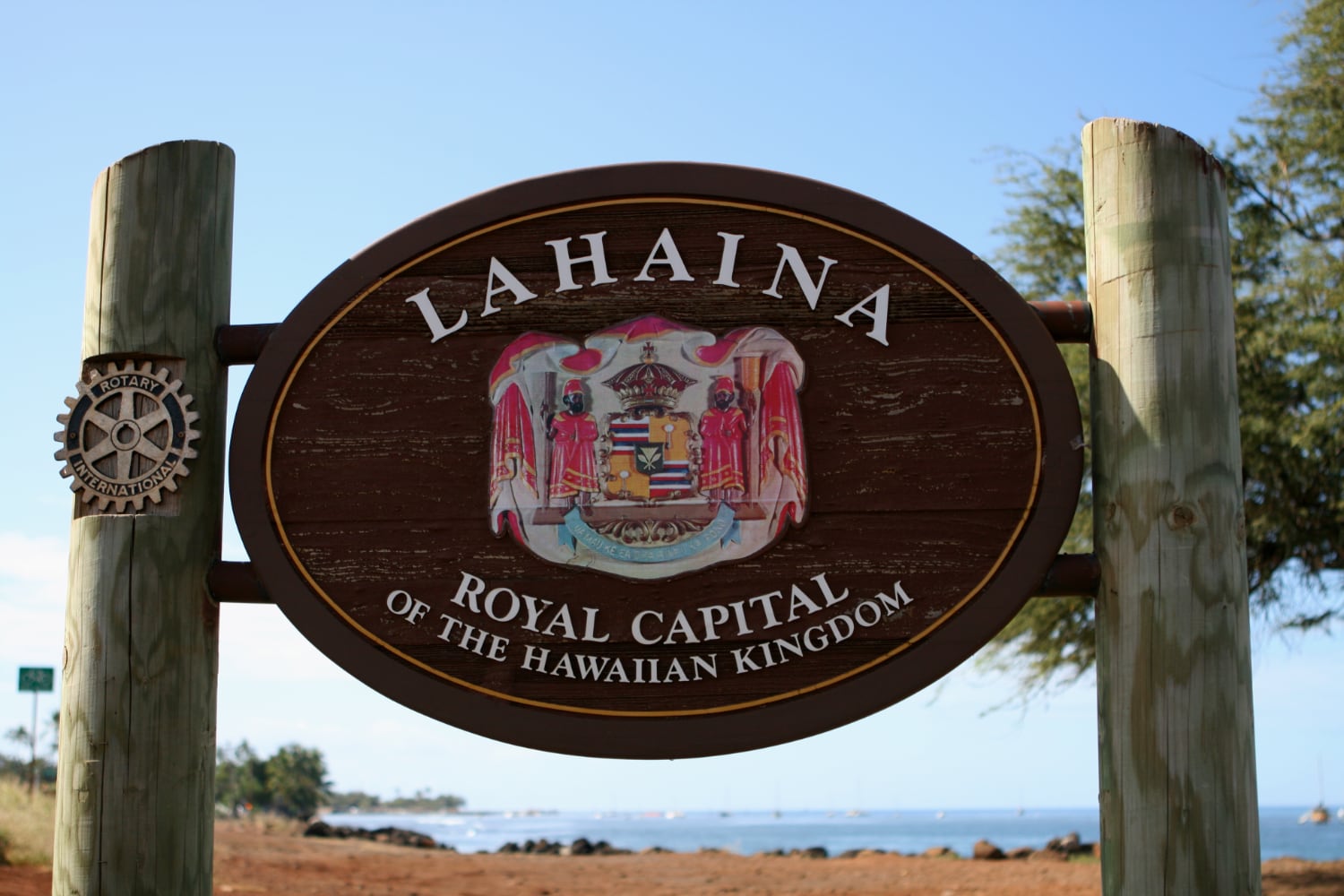 Lahaina - Royal Capital Sign