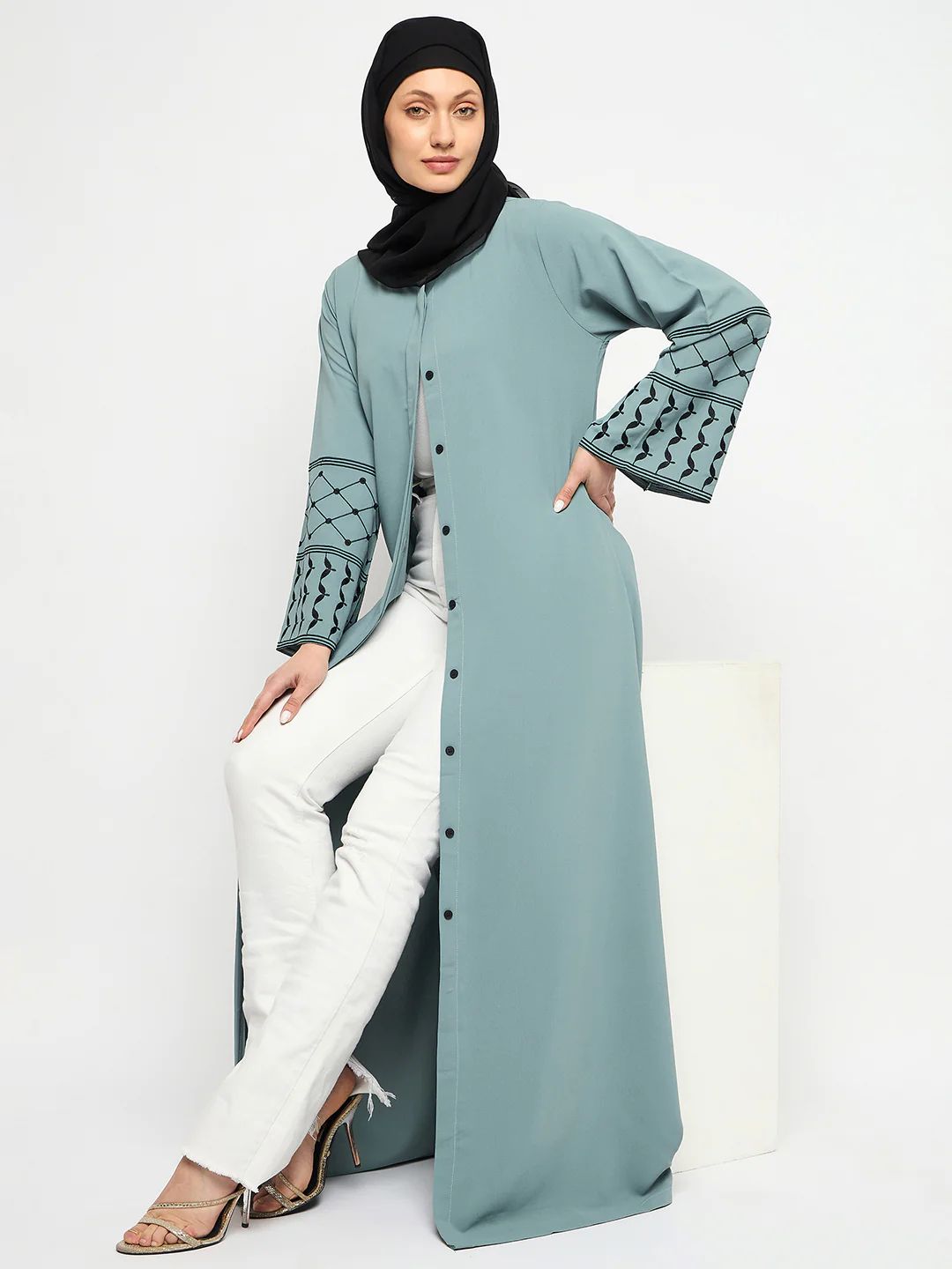 Embroidery Abaya for Everyday Chic Look