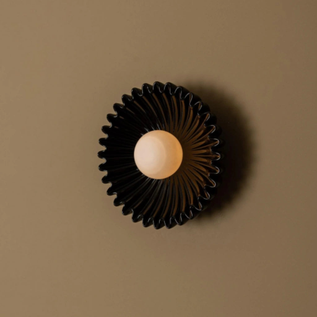 黑色.webp__PID:3fa80be4-7a9f-48d4-9f2f-7baf6d6d43ff