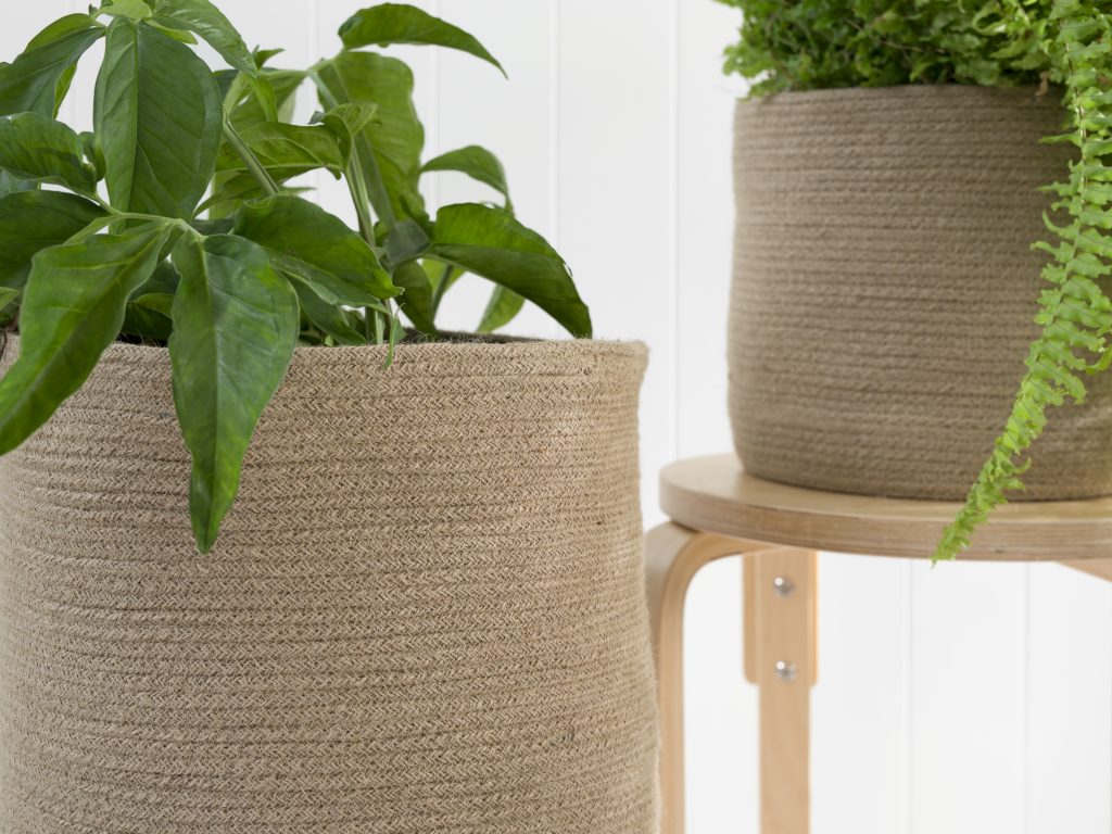 Mocka Jett Baskets