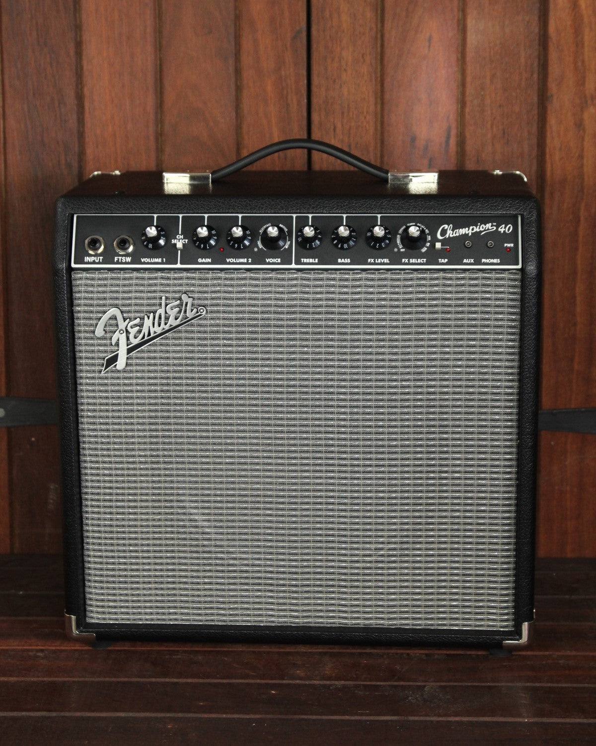 Fender Champion 40 Solid-State Guitar Combo The Rock Inn