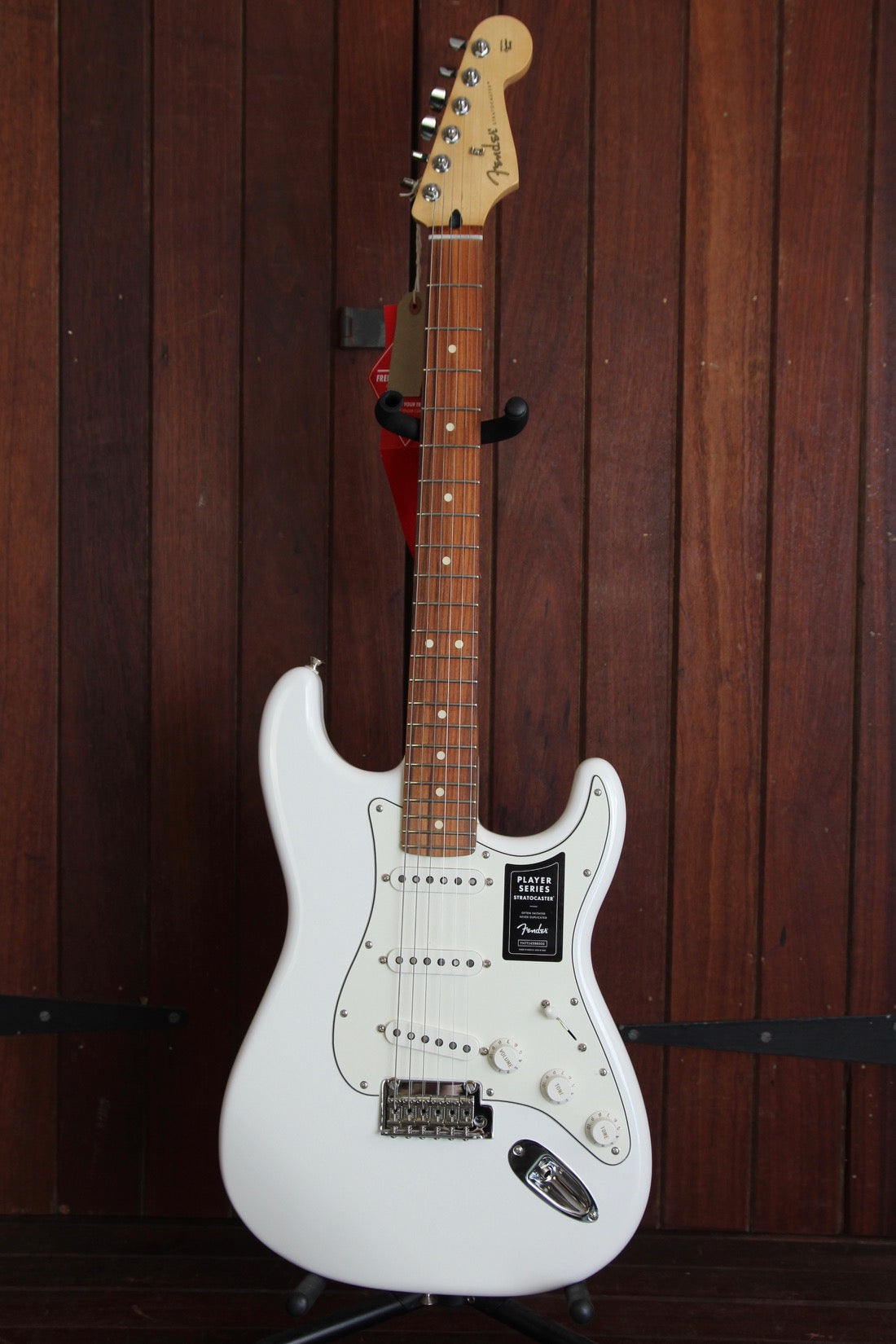 fender player stratocaster polar white pf