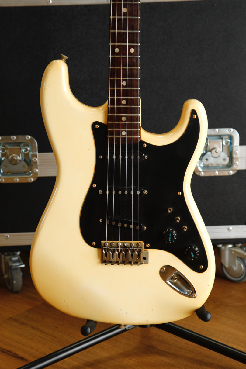 cream white guitar