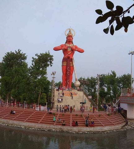 Hanuman Dham statue in Shahjahanpur