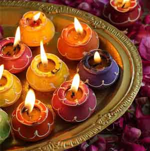 office decoration ideas for navratri
diyas