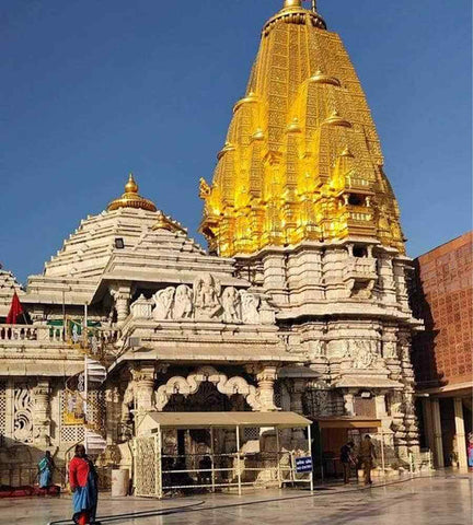 which is the most richest temple in the world Kashi Vishwanath