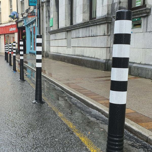 flexi posts traffic management