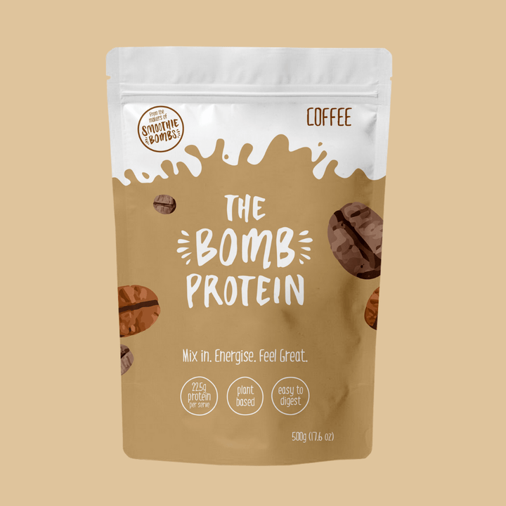 https://cdn.shopify.com/s/files/1/0815/1831/files/the-smoothie-bombs-protein-500g-the-bomb-protein-coffee-37063011369135_720x.png?v=1701412436