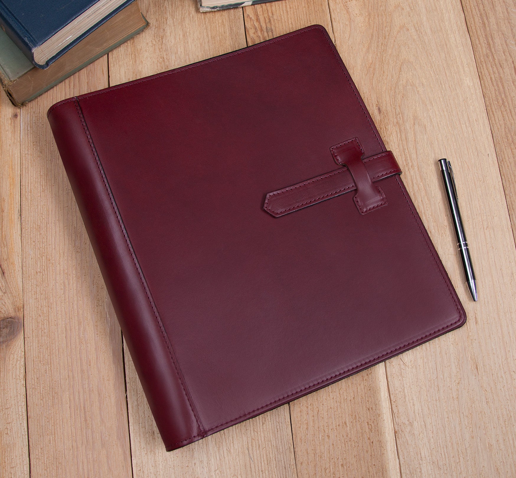 Leather Binders | Personalized Leather Padfolios & Leather Albums