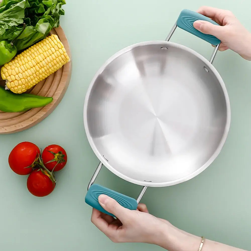 2Pcs Silicone Heat Resistant Pot Handle Anti Scalding Non-slip Oven Pans Bowl Cookware Handles Clamp Kitchen Gadgets