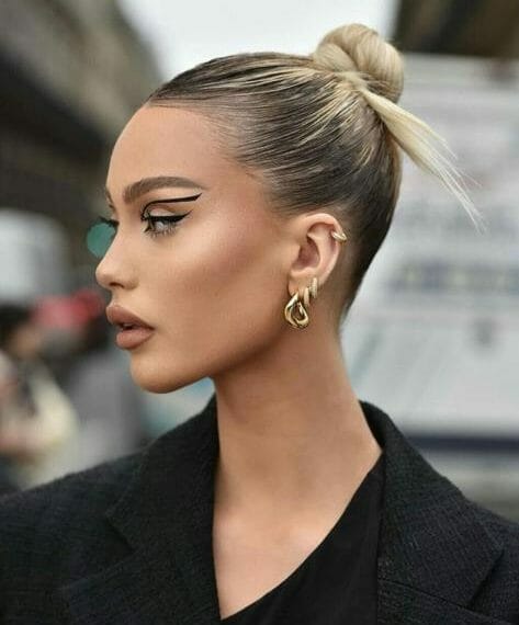 9 Long Slicked Back Hair  Coiffure, Cheveux, Beauté