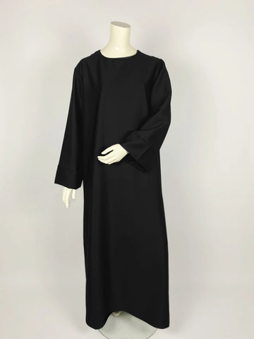 Quelle est la difference entre une abaya et une djellaba Sabr Mastour