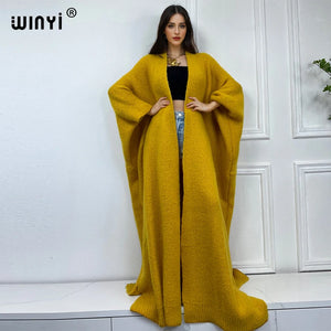 Monochrome Luxury Thick Comfortable Warm Poncho l - Polished 24/7