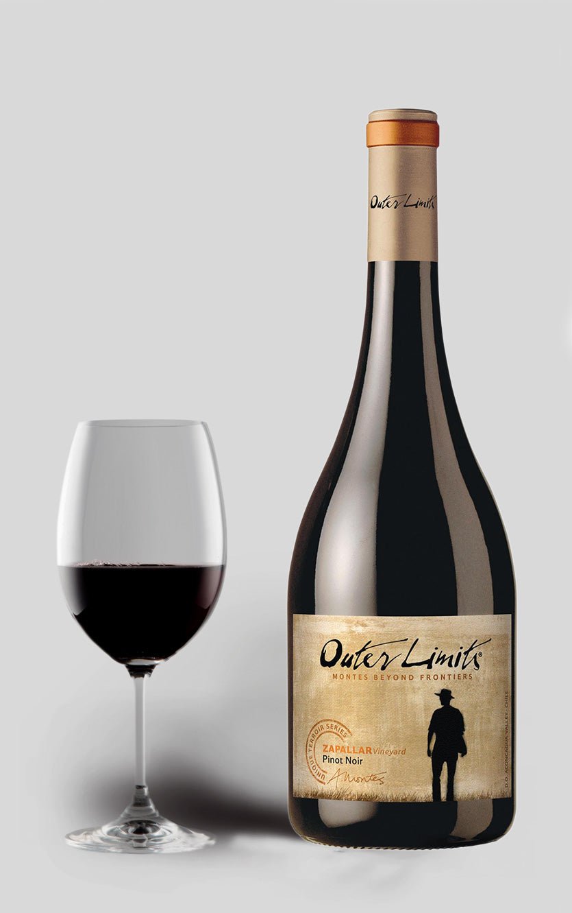 Se Montes Pinot Noir Outer Limits 2020 hos DH Wines