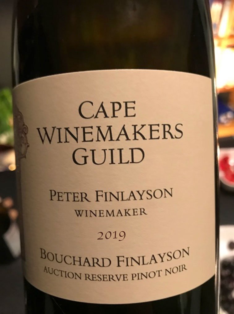 Se CWG Bouchard Finlayson Pinot Noir 2019 hos DH Wines