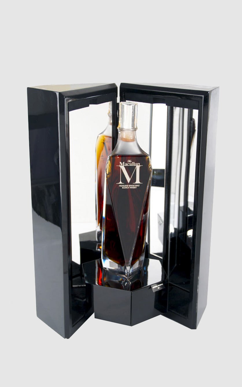 Se The Macallan M Decanter hos DH Wines