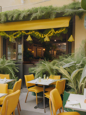 Restaurant avec plantes artificielles