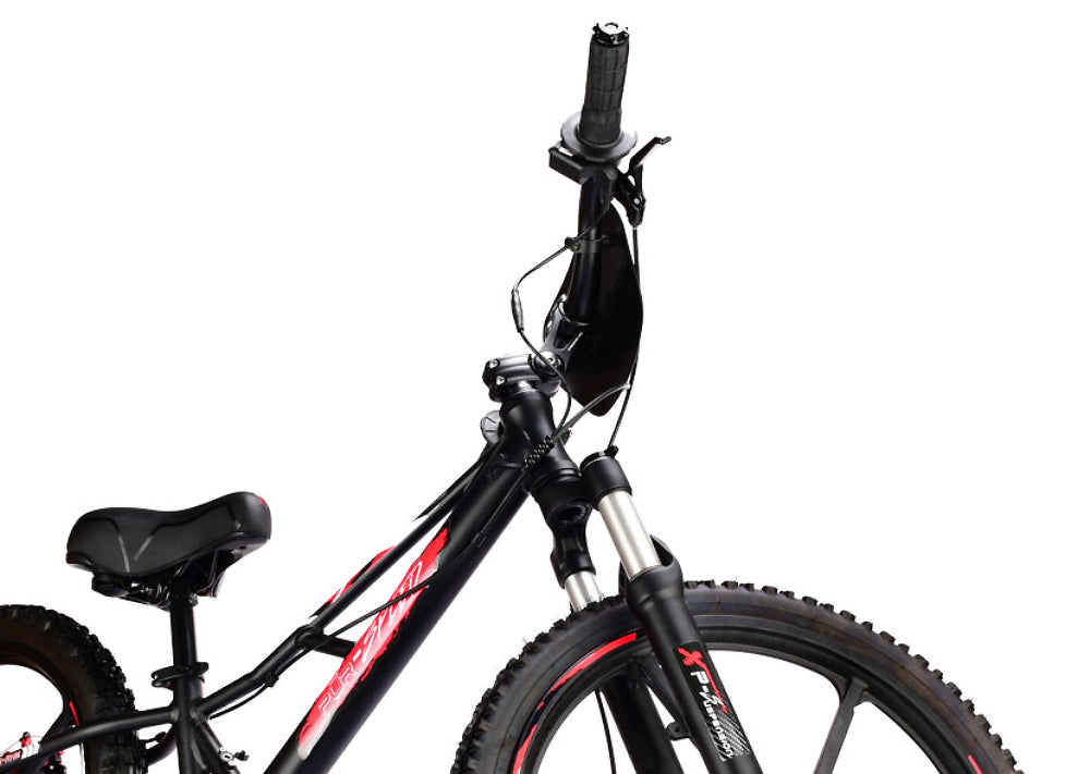The bike features a straight steel front fork, enhancing durability and ensuring the Pῡr: Create 20' Model PDP