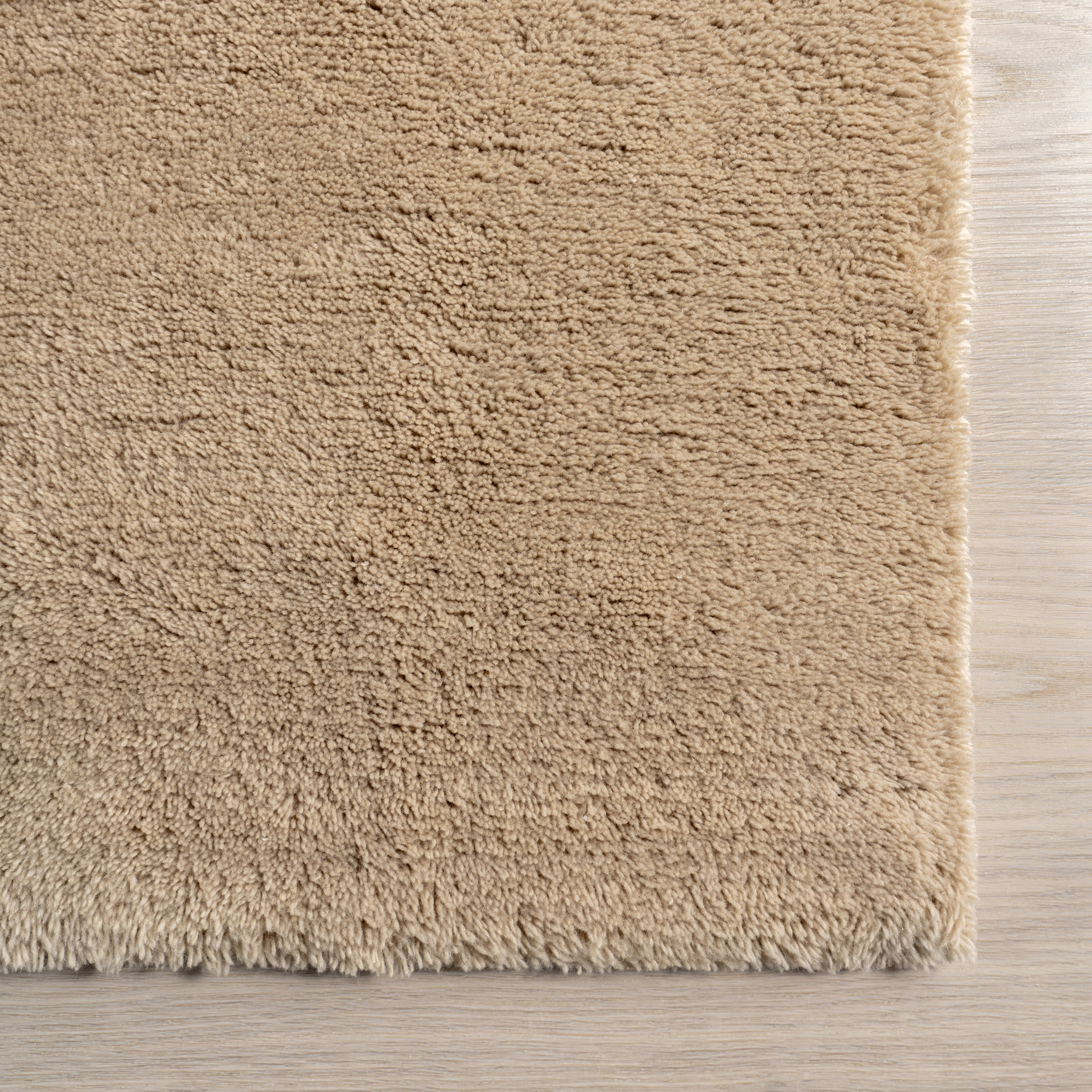 Sand-Colored Shag Rug Made of New Zealand Wool by Gaia