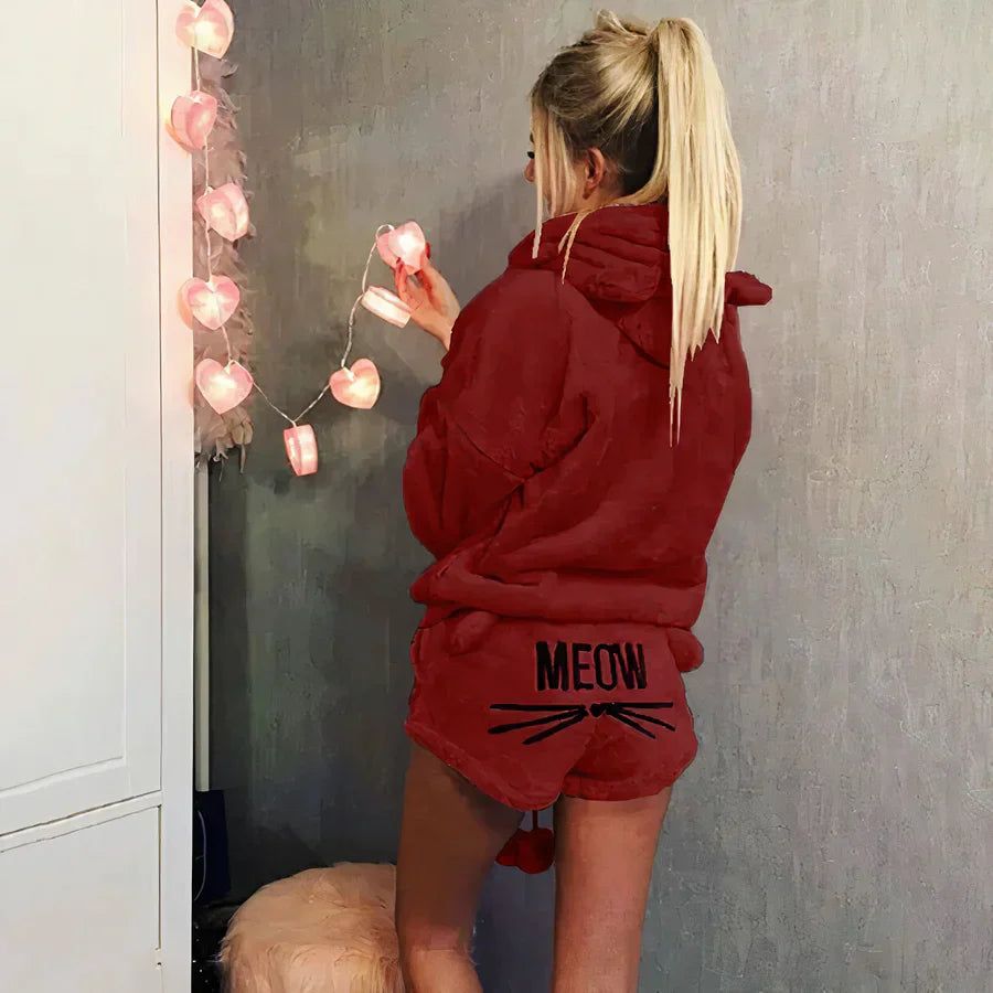 Product Image for Ravikna | dames pysjamasett med topp og shorts, Rot / M