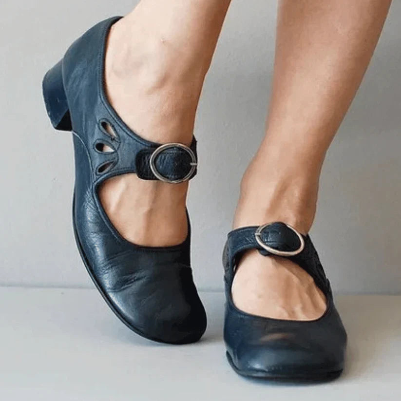 Product Image for Ravikna | den unike og komfortable lær sandalen, Blå / 41