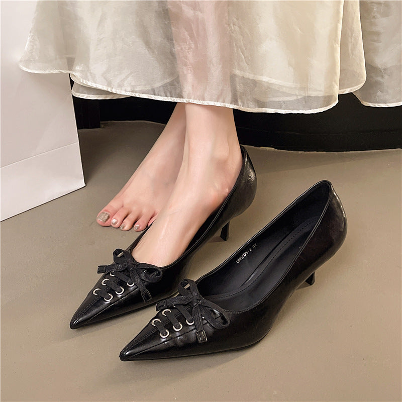 Product Image for Damer Elegante Spiss- tå Kitten Heels med Sløyfedetaljer Ravikna, Svart / 37