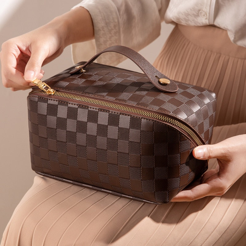 Product Image for Ravikna | Luksustasc for sminke i tartan, Braun