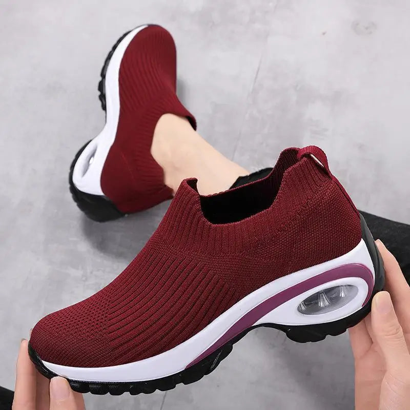 Product Image for Ravikna | Løs Dame Sport Slip on Sneakers Med Hælplattform, Vin Rød / 36