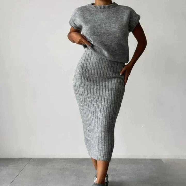 Product Image for Ravikna | Dame Vest & Strikket Skjørt Set, Grå / XL