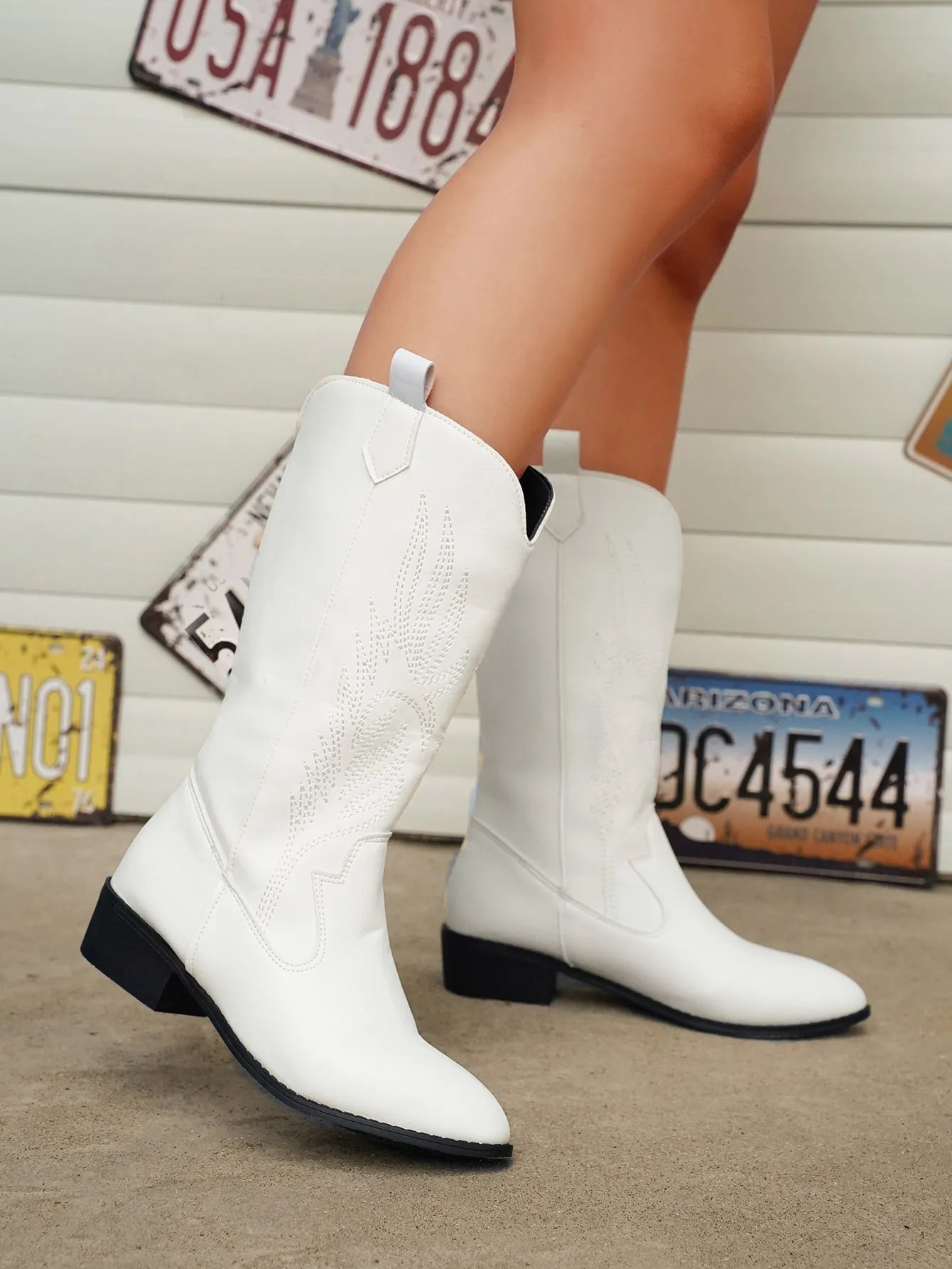 Product Image for Ravikna | Cowboy boots Lännen med brodert design, Hvit / 40