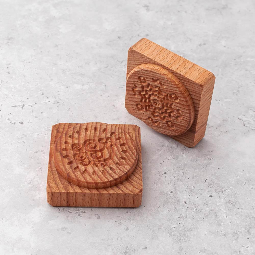 Haoideo Corzetti Stamp Mould Wood Ear Shape Corzetti Pasta Stamp Traditional Wooden Croxetti Curzetti Fresh Pasta Maker Tools