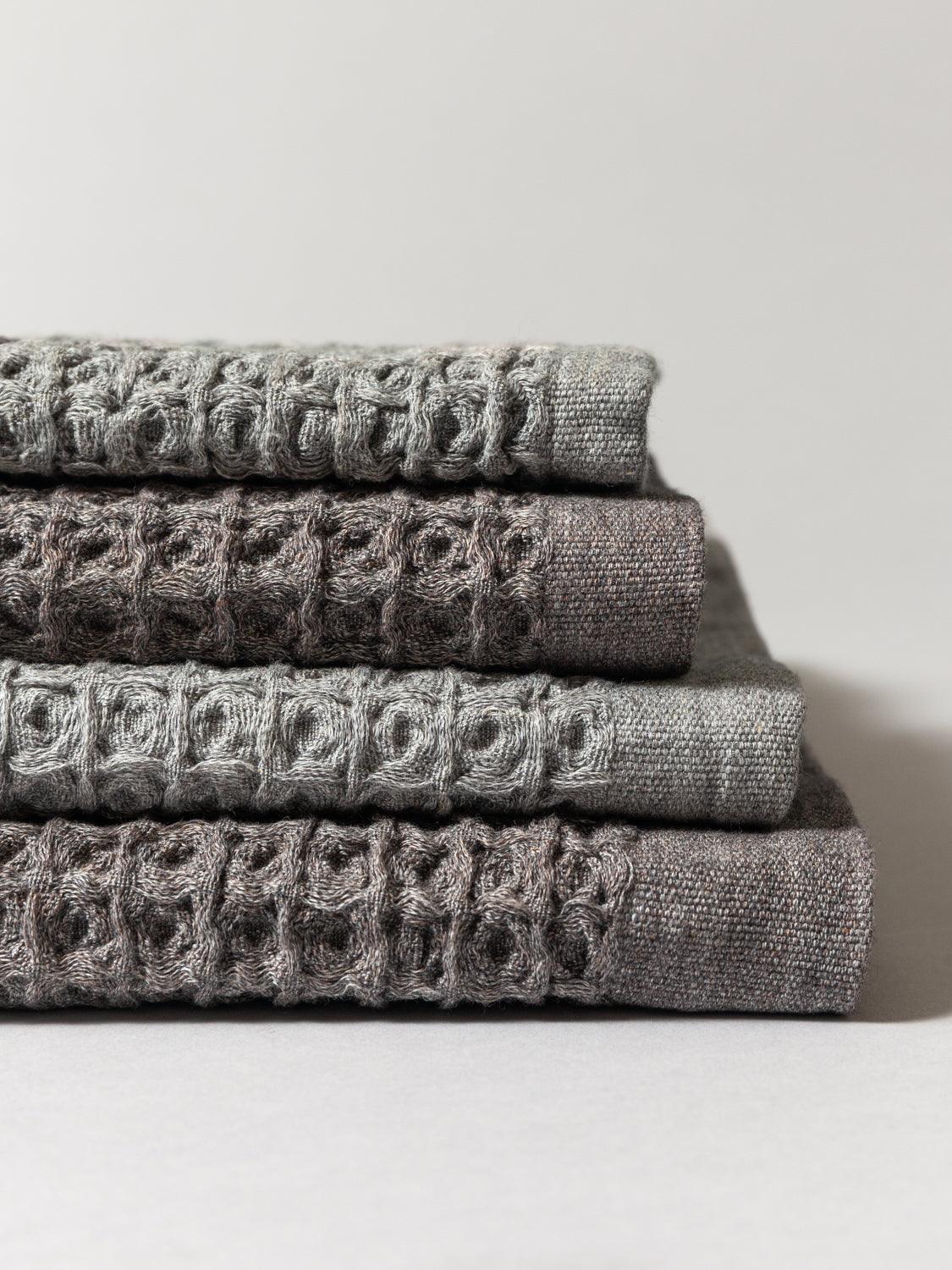 Collagen-Infused Onsen Towel - IPPINKA