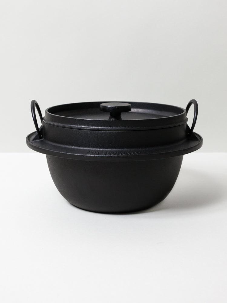 Iwachu Iron 21cm Sukiyaki Pot(With Lid Gift Box) – Moonwareusa