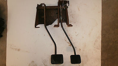 Jeep Wrangler TJ Brake and Clutch Pedal Assembly Sport Sahara OEM 97-0 –  