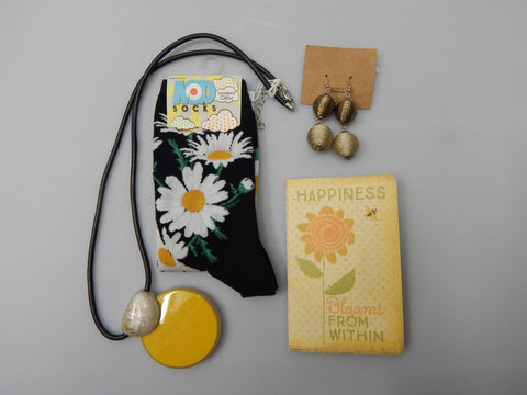Daisies are cute, Daisy Socks, Notebooks, Happiness blooms from within, buy now at Vivre, Nelson, NZ