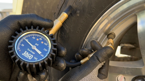 choosing the best tire pressure gauge