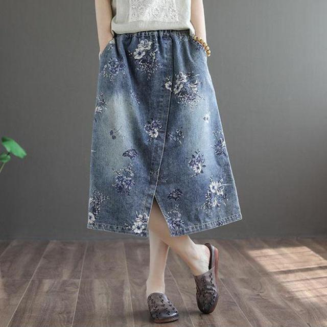 cambioprcaribe Skirts Blue Flowers / L Floral Printed Denim Skirt