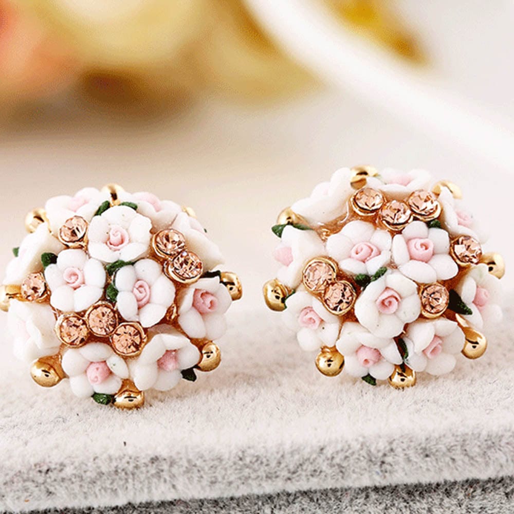 cambioprcaribe Handmade Ceramic Flower Stud Earrings