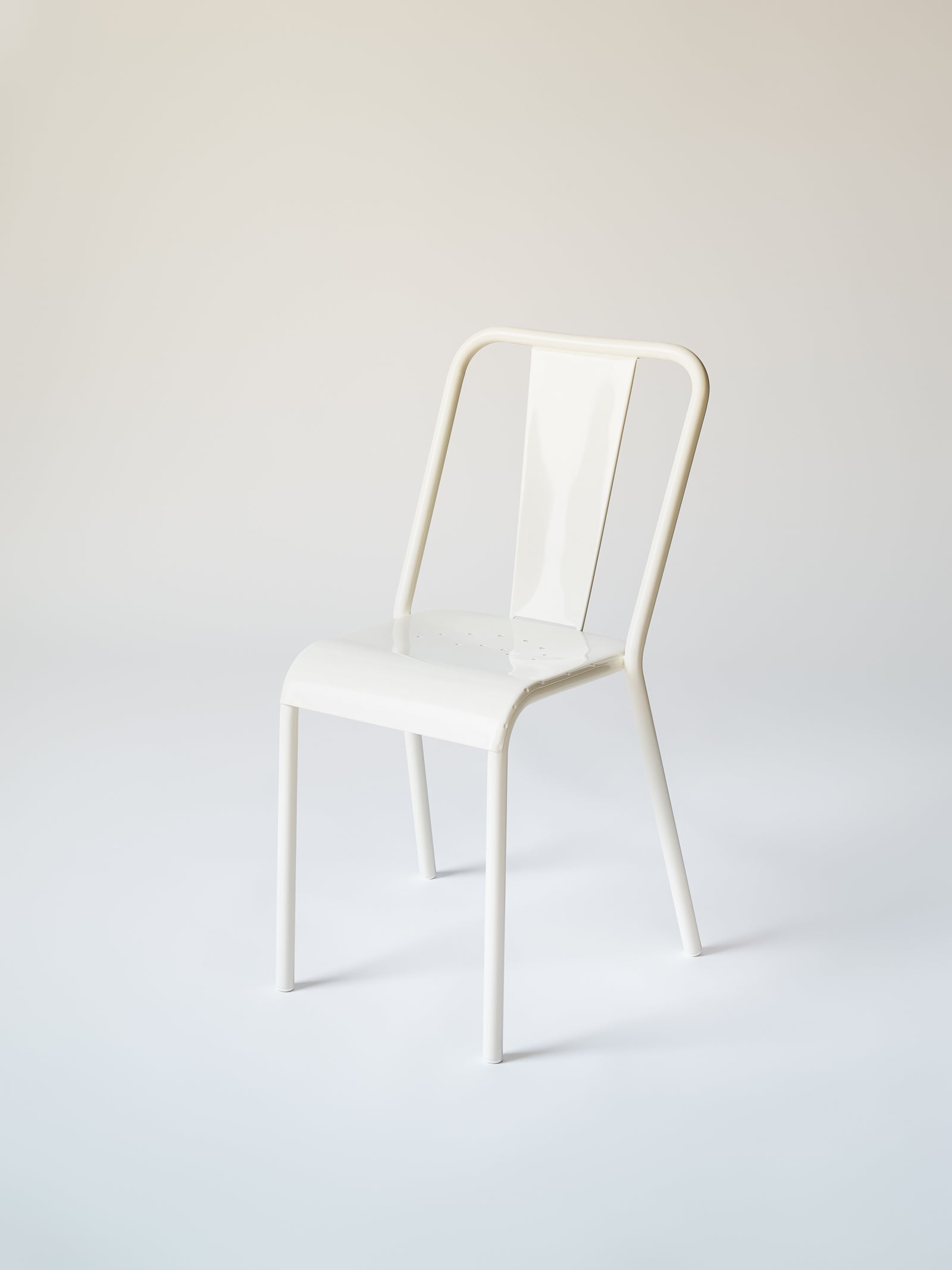 T37 Chair